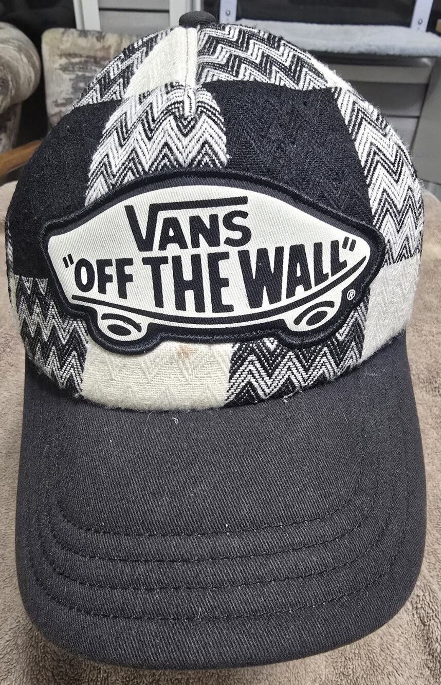Vans Off The Wall Patch Snapback Hat Black Checkered Trucker Mesh Skater